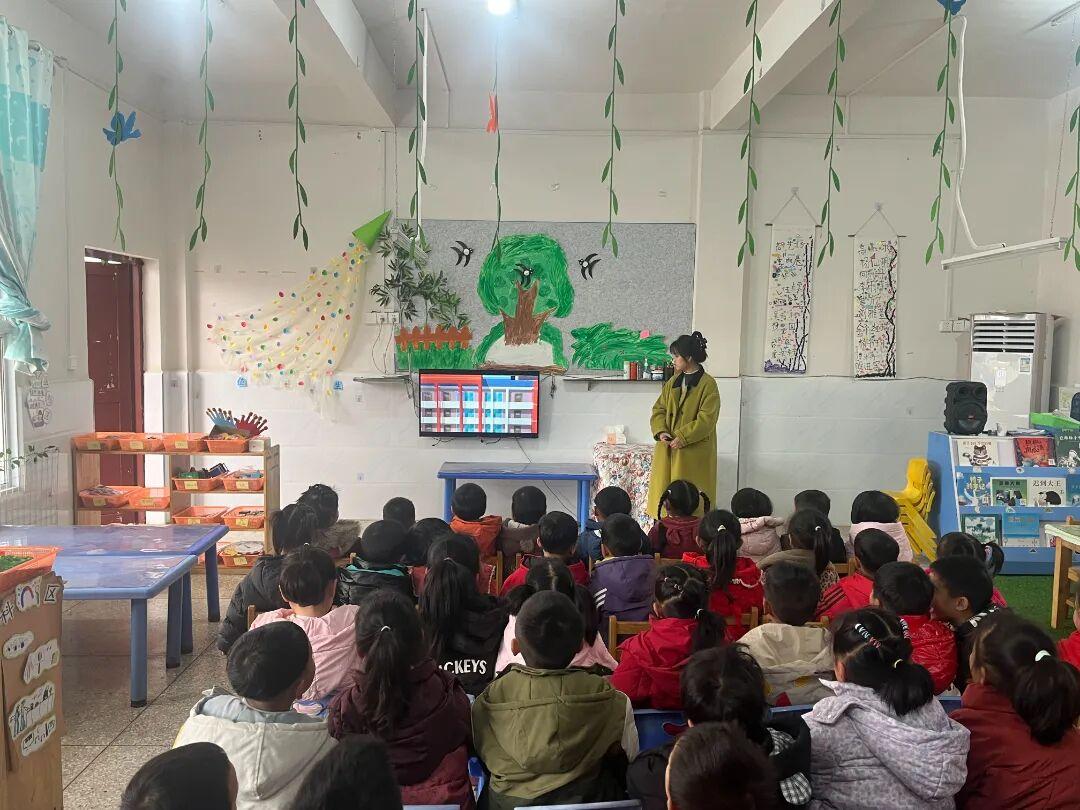 圖3  3月6日，朱家場茅坡小學(xué)、茅坡幼兒園法治副校長張宇婷到校開展法治宣傳活動.jpg