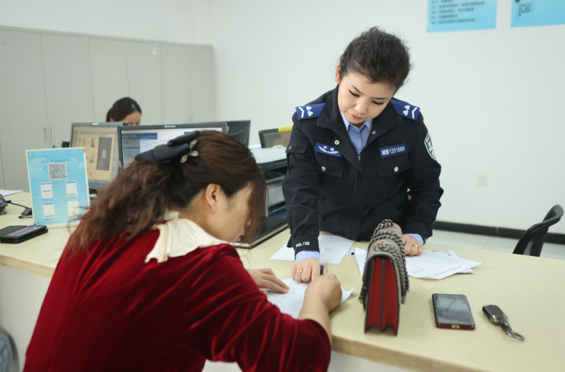 吐魯番市公安交管部門：創(chuàng)新服務模式 力解群眾急難愁盼問題